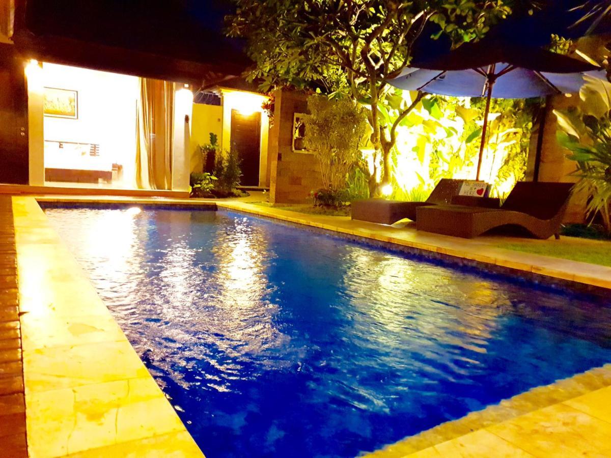 Villa Davenny スミニャック エクステリア 写真